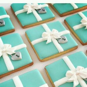 Meet your Posher, Ms. & Misses